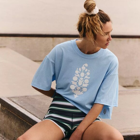 NWT Free People Movement Inspire Oversized Blue Logo Crop Tee - Picture 9 of 9